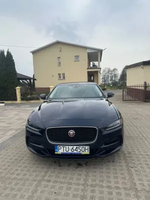 Jaguar XE 2019