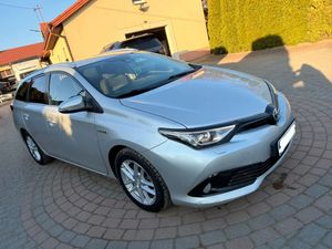 Toyota Auris II (2012-) 1.8 HSD Prestige NAVI 2018