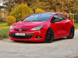 Opel Astra J 2012