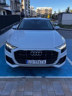Audi Q8 2023