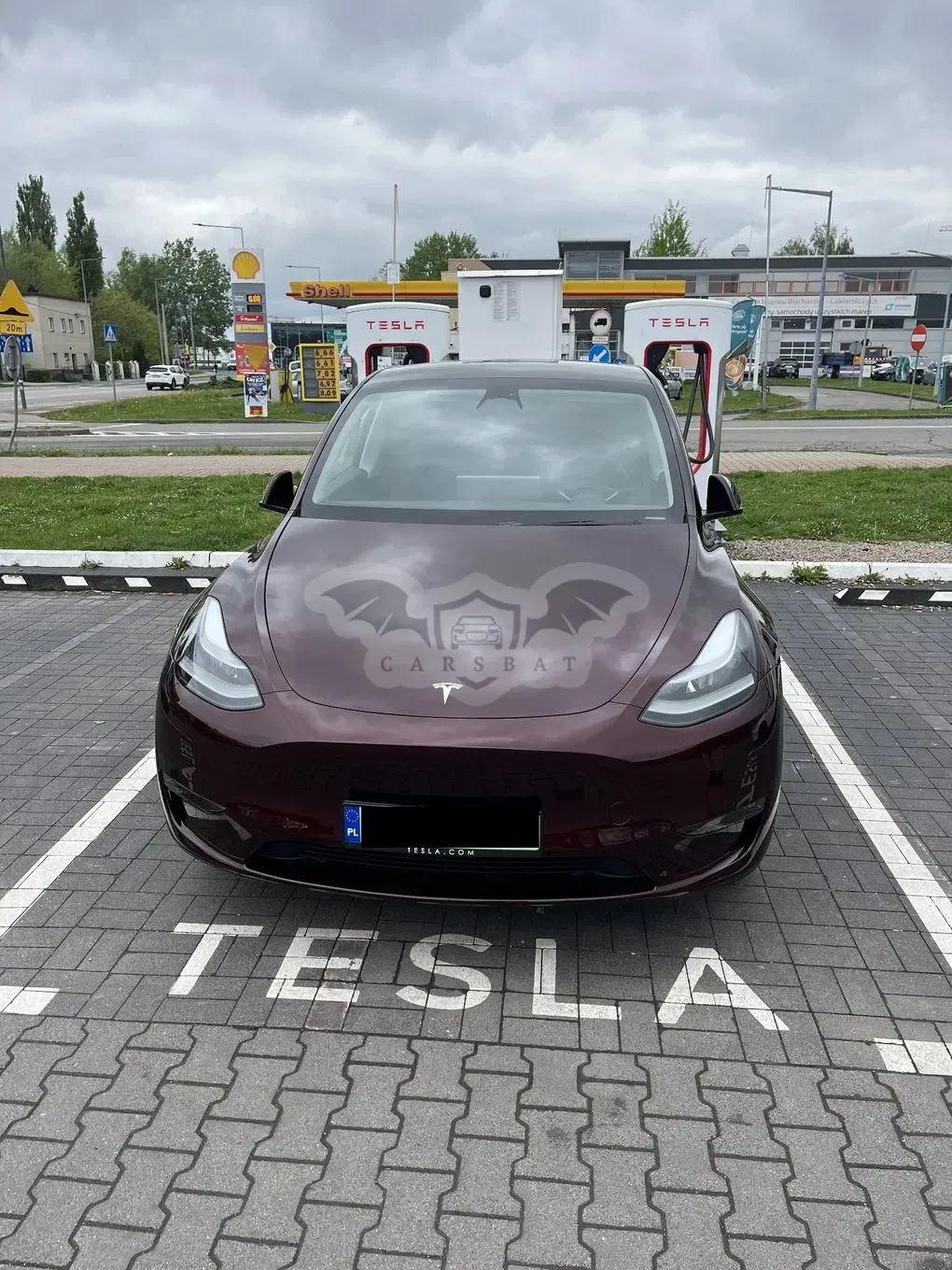 Tesla Model y 2024