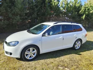 Volkswagen Golf VI 1.6 TDI DPF BlueMotion Technology DSG MATCH 2012