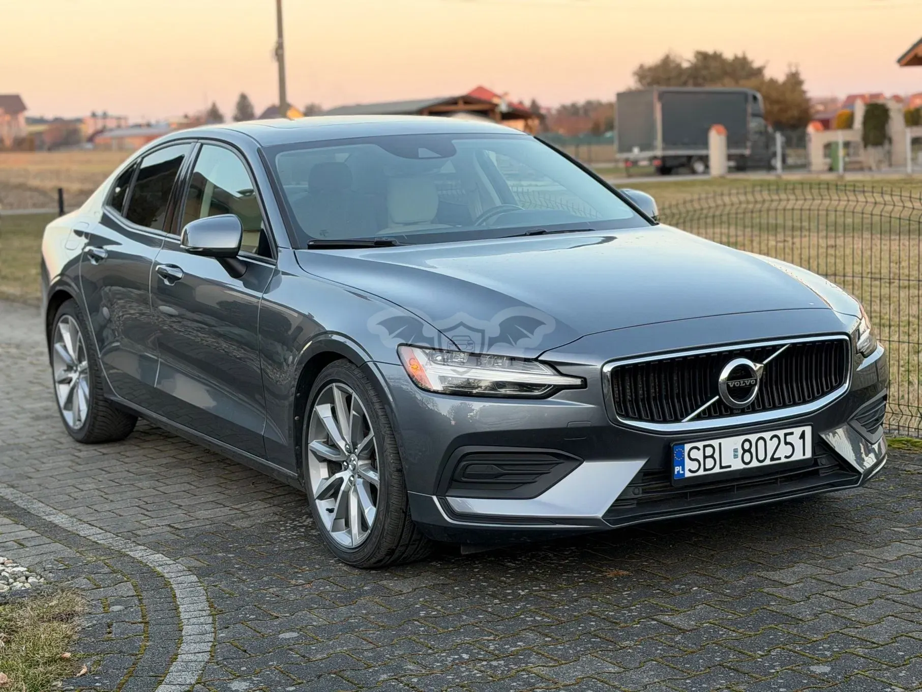 Volvo S60 III T5 Momentum Pro 2020