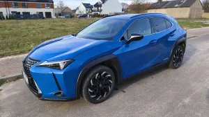Lexus UX 2022