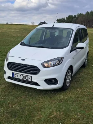 Ford Tourneo Courier 1.5 TDCi Titanium 2019