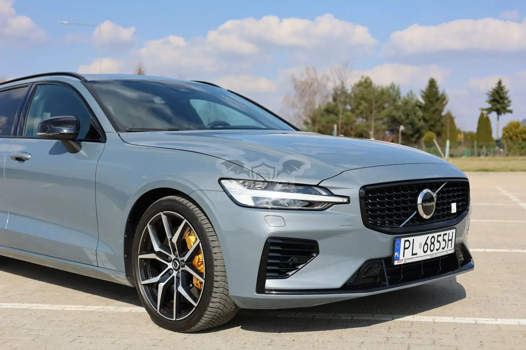 Volvo V60 II T8 AWD Plus Dark 2022