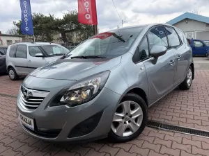 Opel Meriva II 1.4 T Cosmo 2010