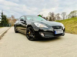 Hyundai Genesis 2012