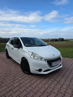 Peugeot 208 I 1.4 HDi Access 2013