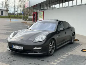 Porsche Panamera Diesel 2012