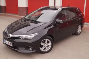 Toyota Auris II 2016