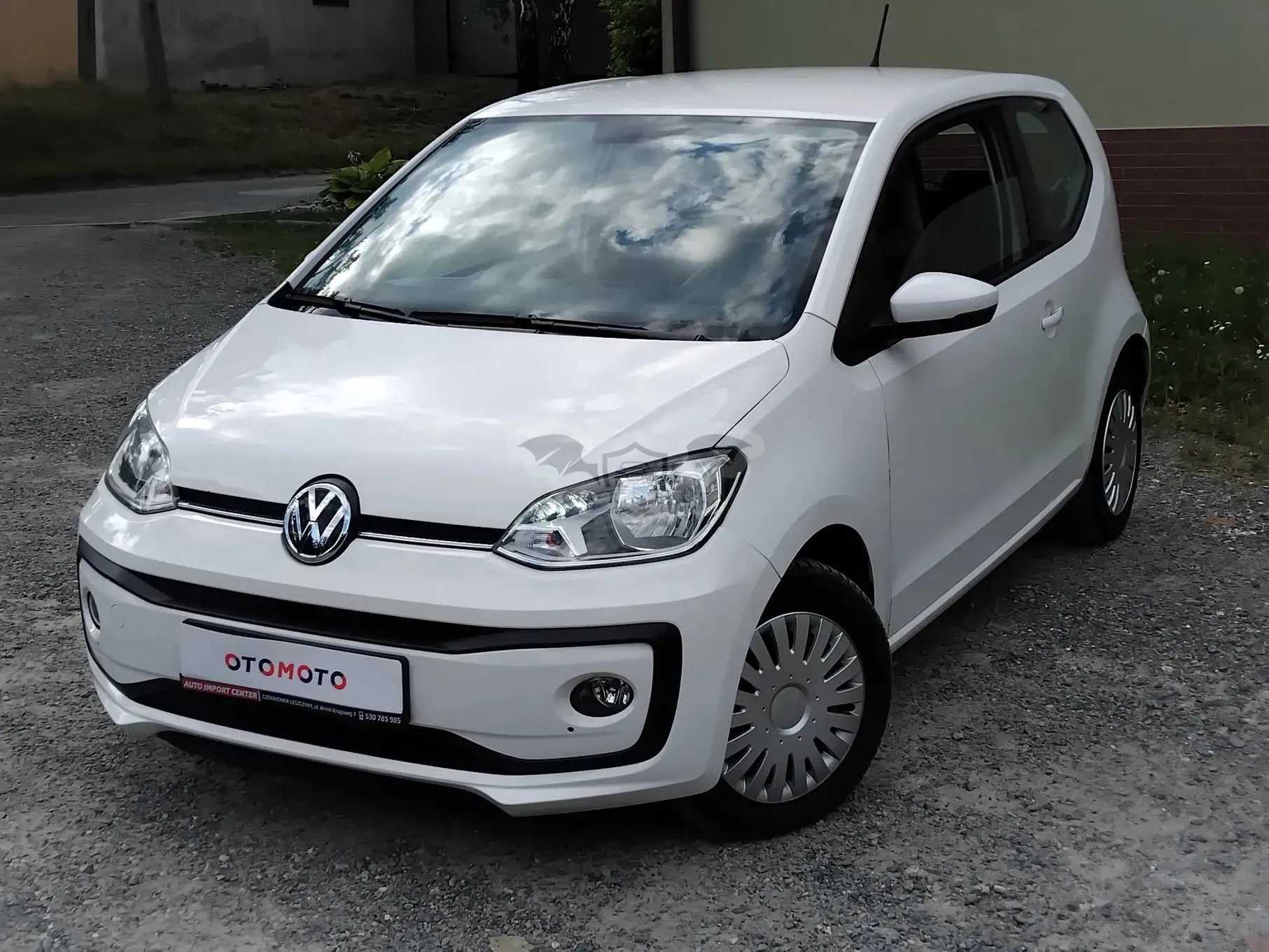 Volkswagen Up! white style 2017