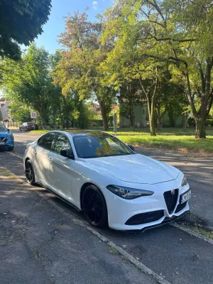 Alfa Romeo Giulia 2.0 Turbo 16V AT8 Veloce 2018