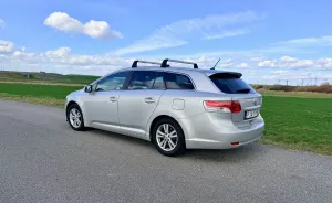 Toyota Avensis III 2.0 D-4D 2010 2009