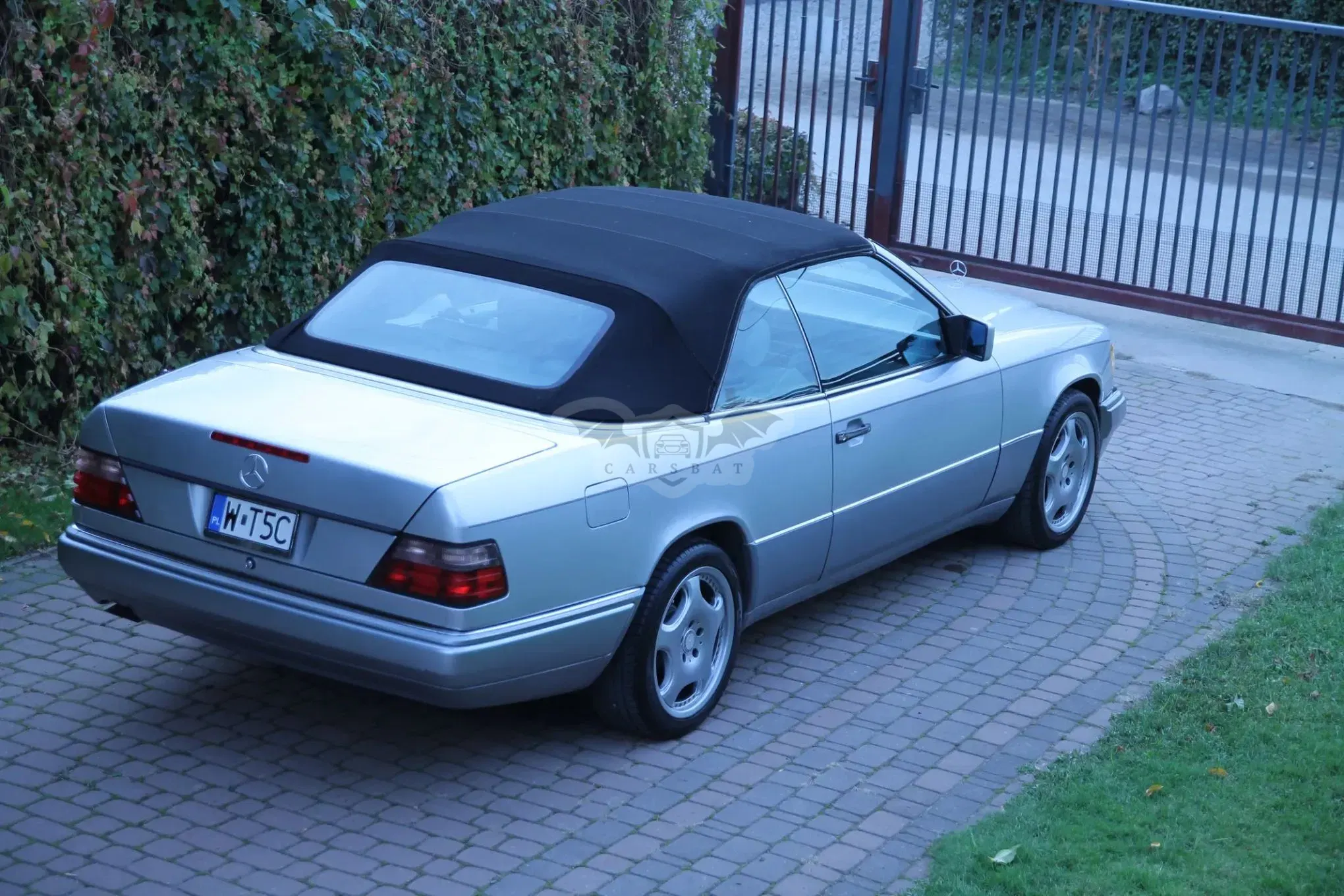 Mercedes-Benz E 1994