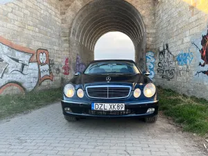 Mercedes-Benz E W211 2002
