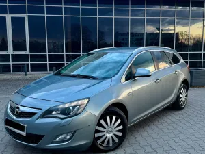 Opel Astra L 2011