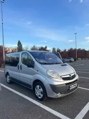 Opel Vivaro I L1H1 2.7t Edition 2012
