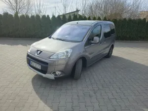 Peugeot Partner II 120 VTi Family 2010