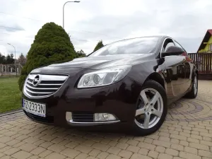 Opel Insignia A 2.0 CDTI Edition 2012