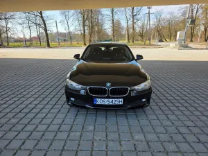 BMW 3 Series F30/F31 318d DPF Edition Lifestyle 2015
