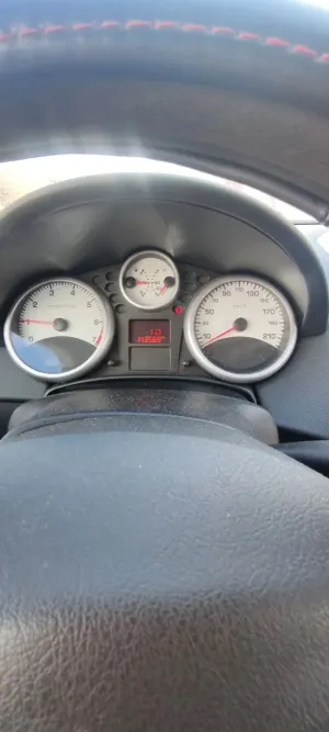 Peugeot 207 95 VTi Urban Move 2008