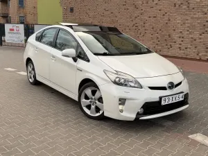 Toyota Prius III 1.8 HSD Premium 2012