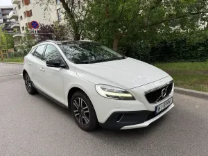 Volvo V40 D4 Momentum 2018