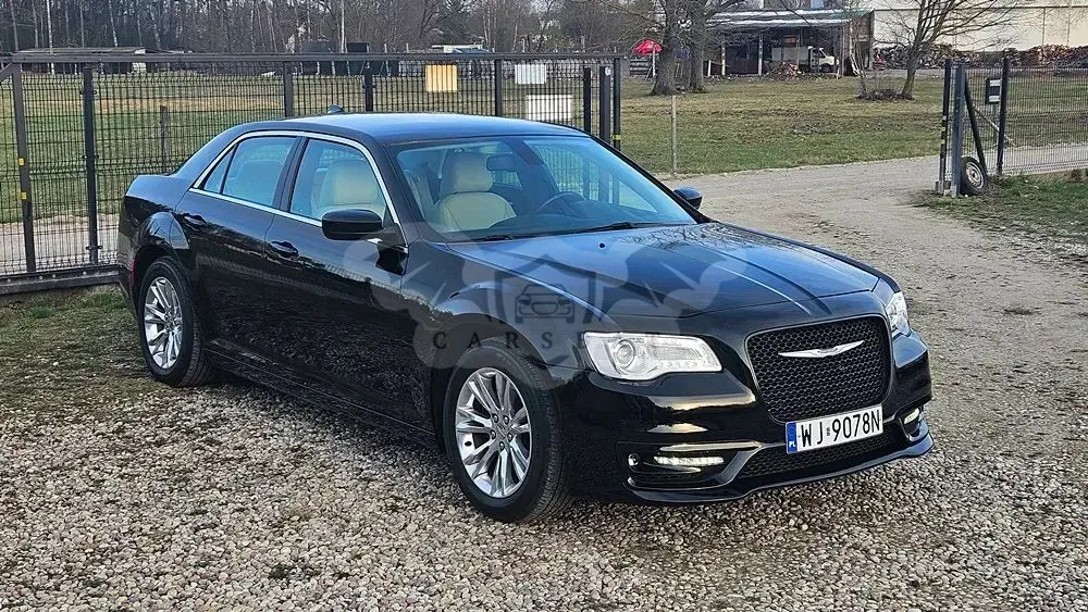 Chrysler 300 2019