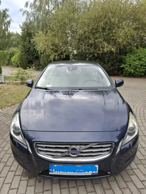 Volvo S60 II D3 2010