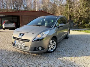 Peugeot 5008 I HDI FAP 160 Automatik Allure 2012
