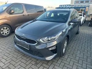 Kia Ceed III 1.4 T-GDI DCT OPF Spirit 2021