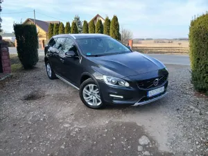Volvo V60 I D3 Summum 2015