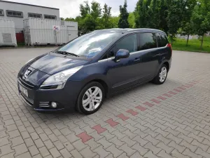 Peugeot 5008 I 1.6 THP Family 2011