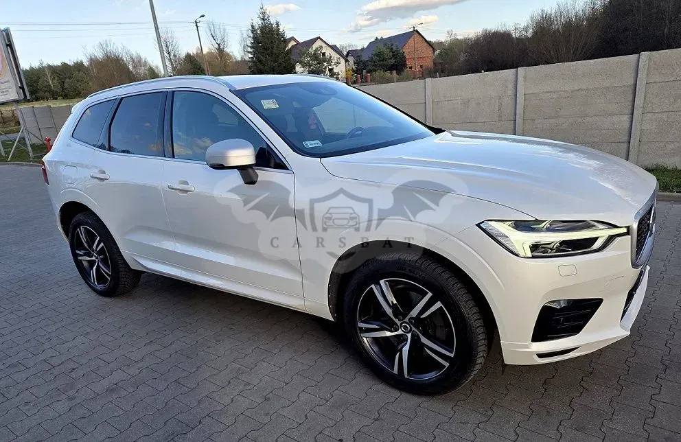 Volvo XC60 II D4 AWD R-Design 2017