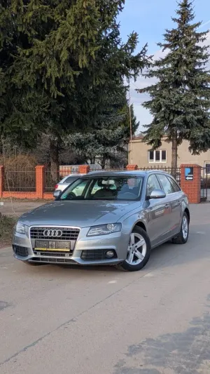 Audi A4 B8 2.0 TDI DPF Ambiente 2009