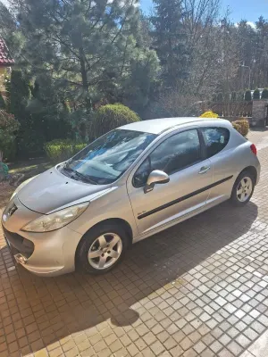 Peugeot 207 1.4 Presence 2009