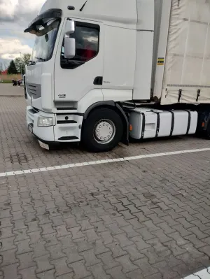 Renault Premium 2013