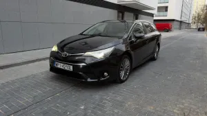 Toyota Avensis III Touring Sports 1.8 Multidrive S Executive 2015