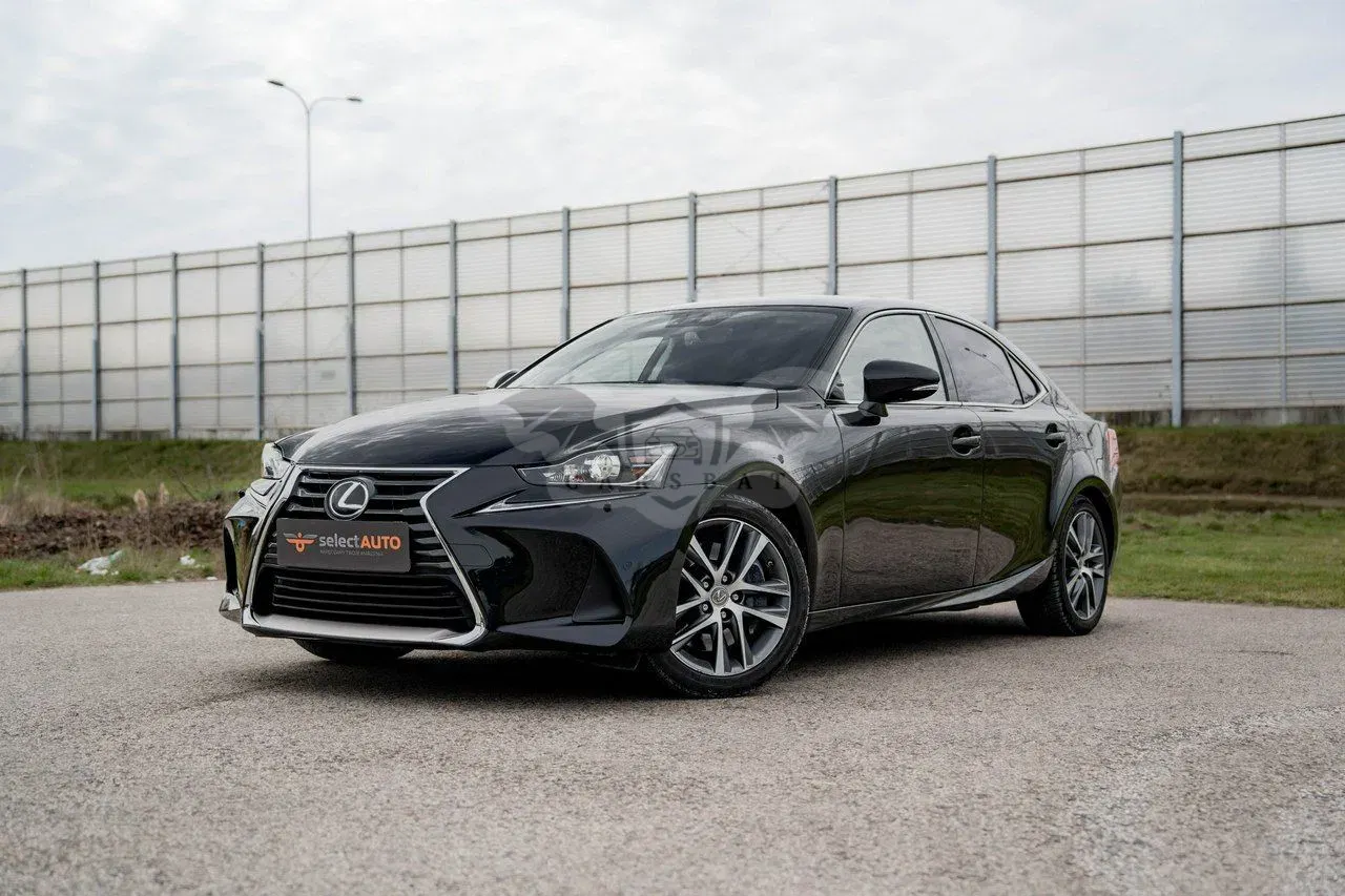 Lexus IS III 2018