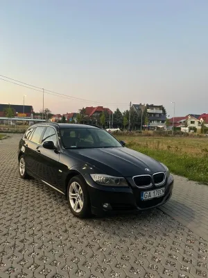 BMW 3 Series E90/E91/E92/E93 318d 2010