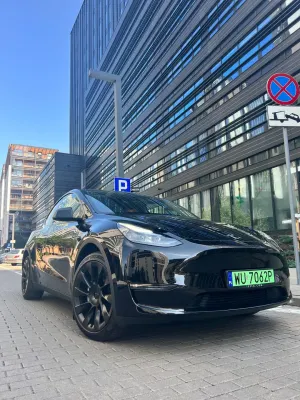 Tesla Model Y Long Range AWD 2023