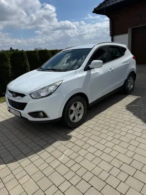 Hyundai ix35 2.0 CRDi Classic 2WD 2010