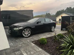 Jaguar XE 2.0 T Prestige 2016
