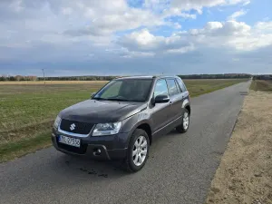 Suzuki Grand Vitara II 2.4 De Luxe 2009