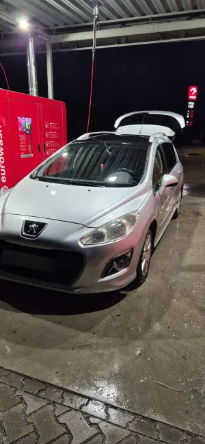Peugeot 308 T7 2013