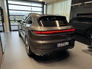 Porsche Cayenne III 2024