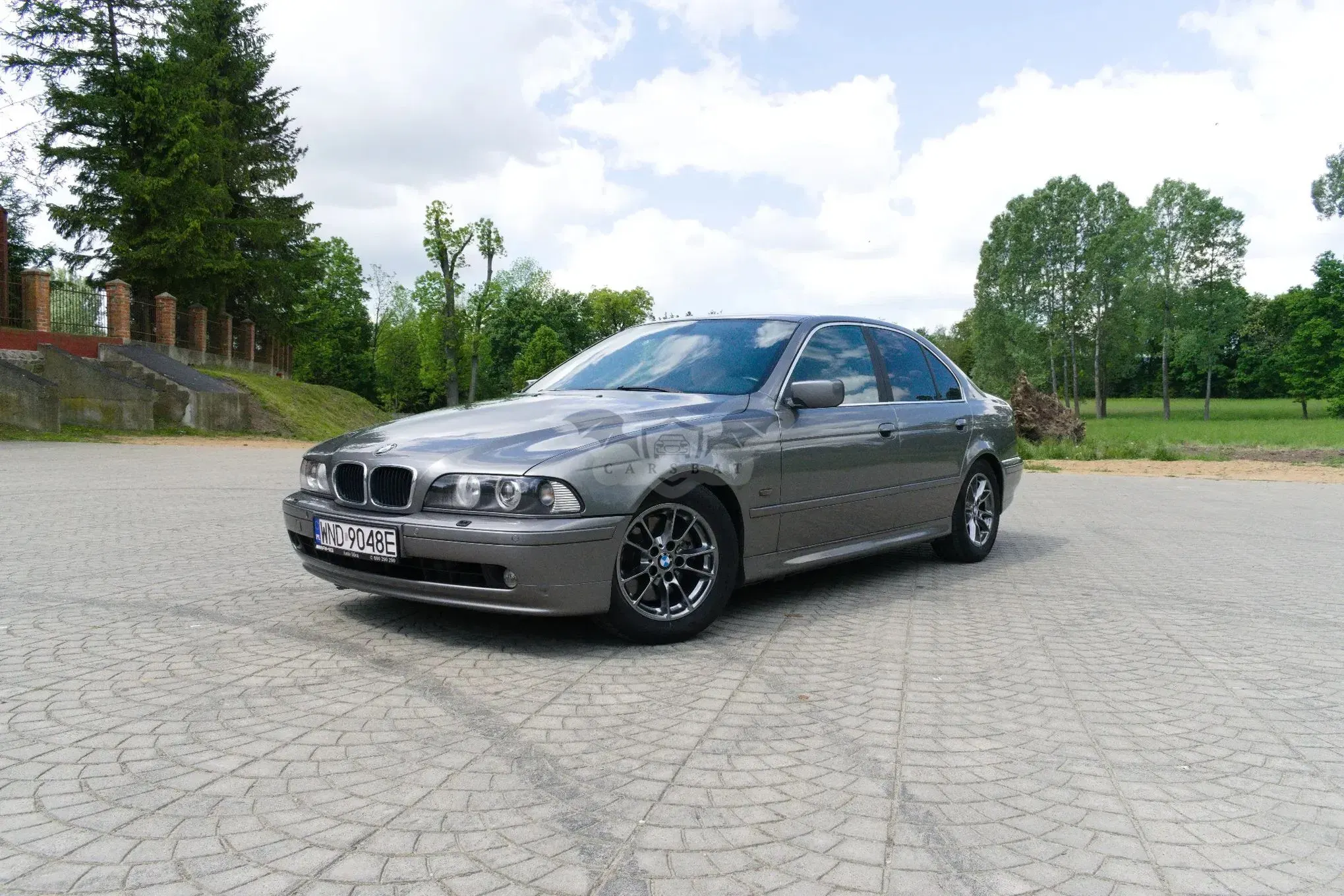 BMW 5 Series E39 2001