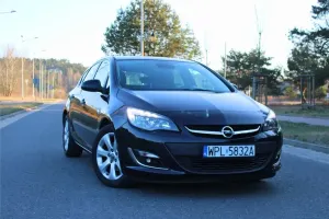 Opel Astra J 1.7 CDTI DPF ENERGY 2013