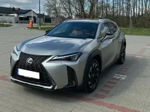 Lexus UX 2023